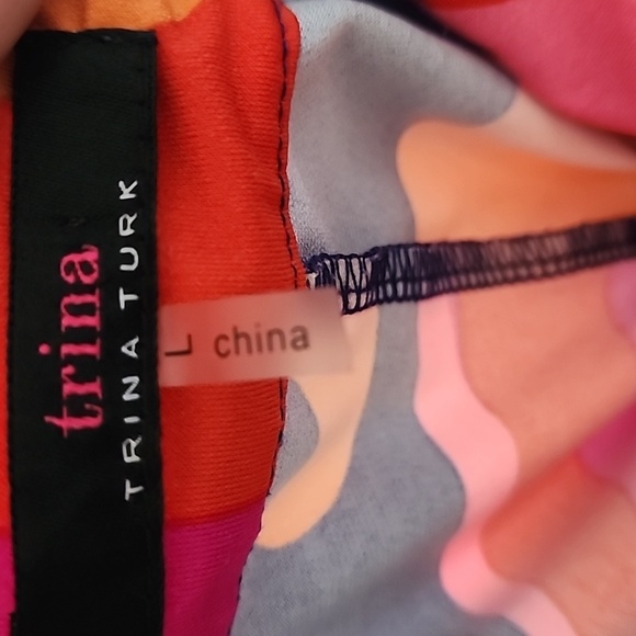 Trina Turk Vinet Short Shift Mini Tunic Dress Scrolling Slit Sleeve Knit Sz L - Picture 12 of 15